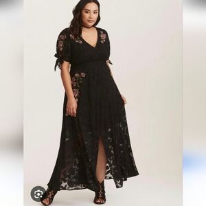 Torrid elegant black formal semiformal chiffon embroidered maxi 12